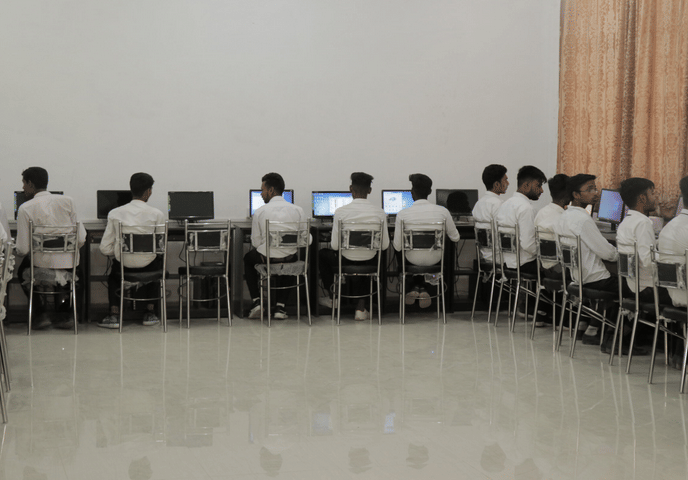 SIGNA Colleges Kanpur Labs photo 4